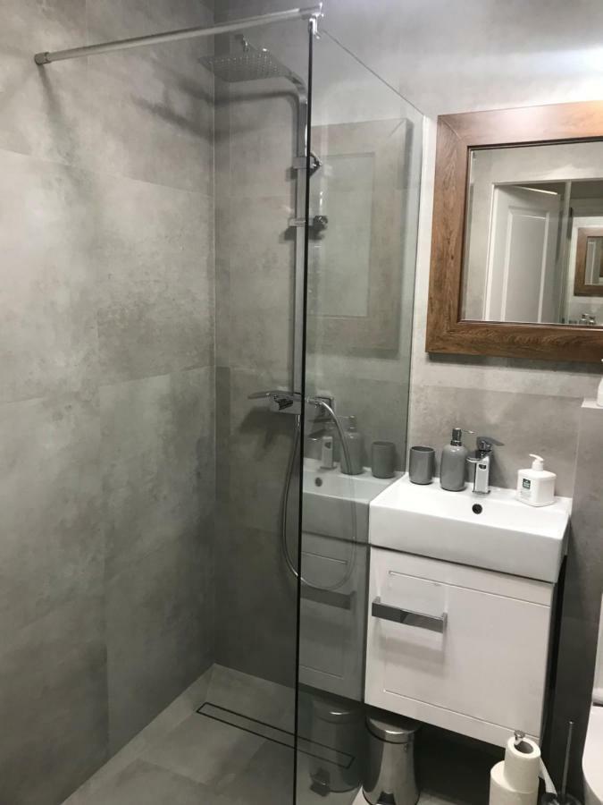 Apartamento Stare Miasto Swietojerska 12 Varsovia Exterior foto