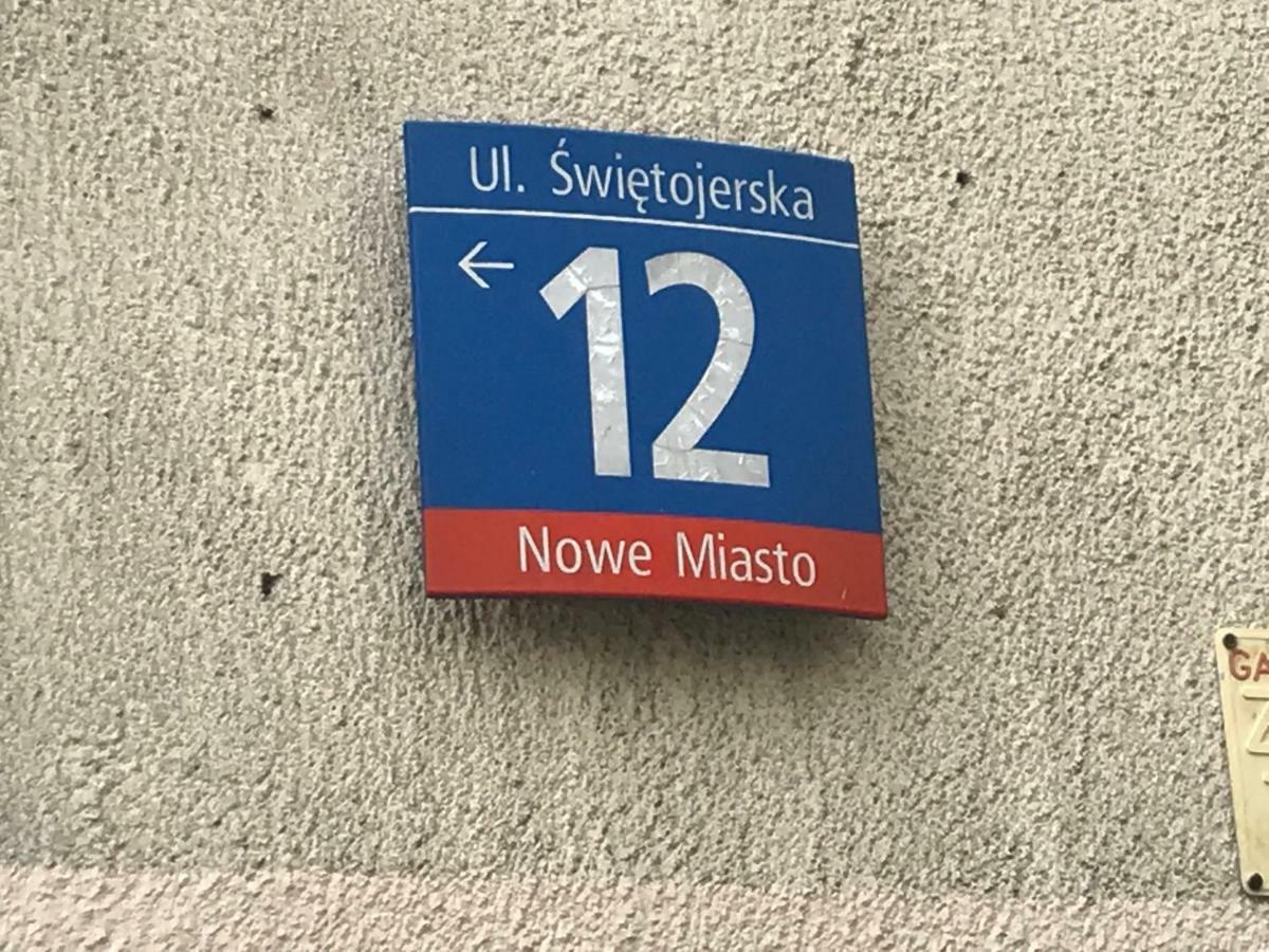 Apartamento Stare Miasto Swietojerska 12 Varsovia Exterior foto